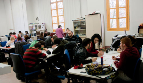 “Módulos, letras, palabras”. Taller de tipos modulares con Laura Meseguer