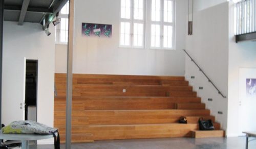 Taller interdisciplinar “Survival kit for a foreigner traveller”