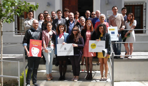 Javier Gonzalez y Catalina Barroso alumnos de 3º de Moda, galardonados en los Premios de diseño de La Alpargata de Cervera