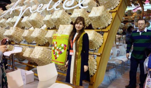 Uniforme para el stand de La Rioja en Fitur