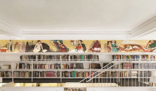 Biblioteca de la Esdir: Mural del Friso y zona de lectura