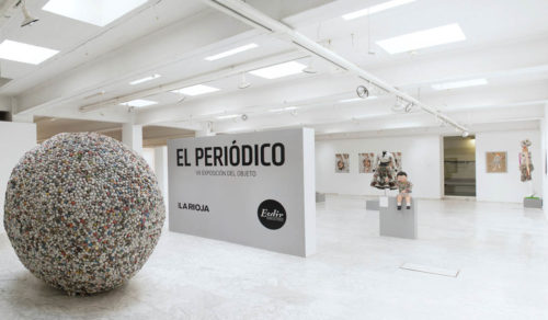 Fotografías de la VII Exposición del Objeto: EL PERIÓDICO (2013)