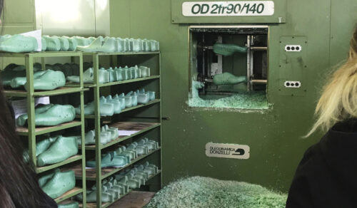 El Máster de Calzado visita varias fábricas en Arnedo