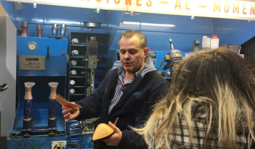 El Máster de Calzado visita Don Remendón