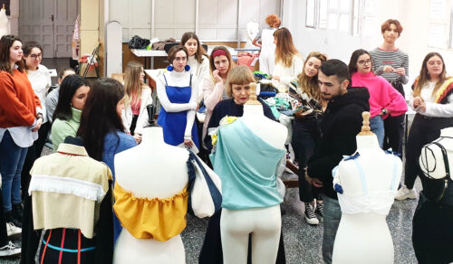 Taller de Moda Sostenible con Tytti Thusberg en la Esdir