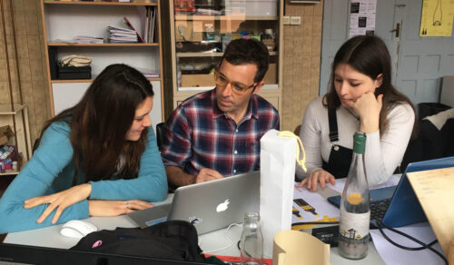 Carles Sala del estudio Bulldog en el Máster de Packaging