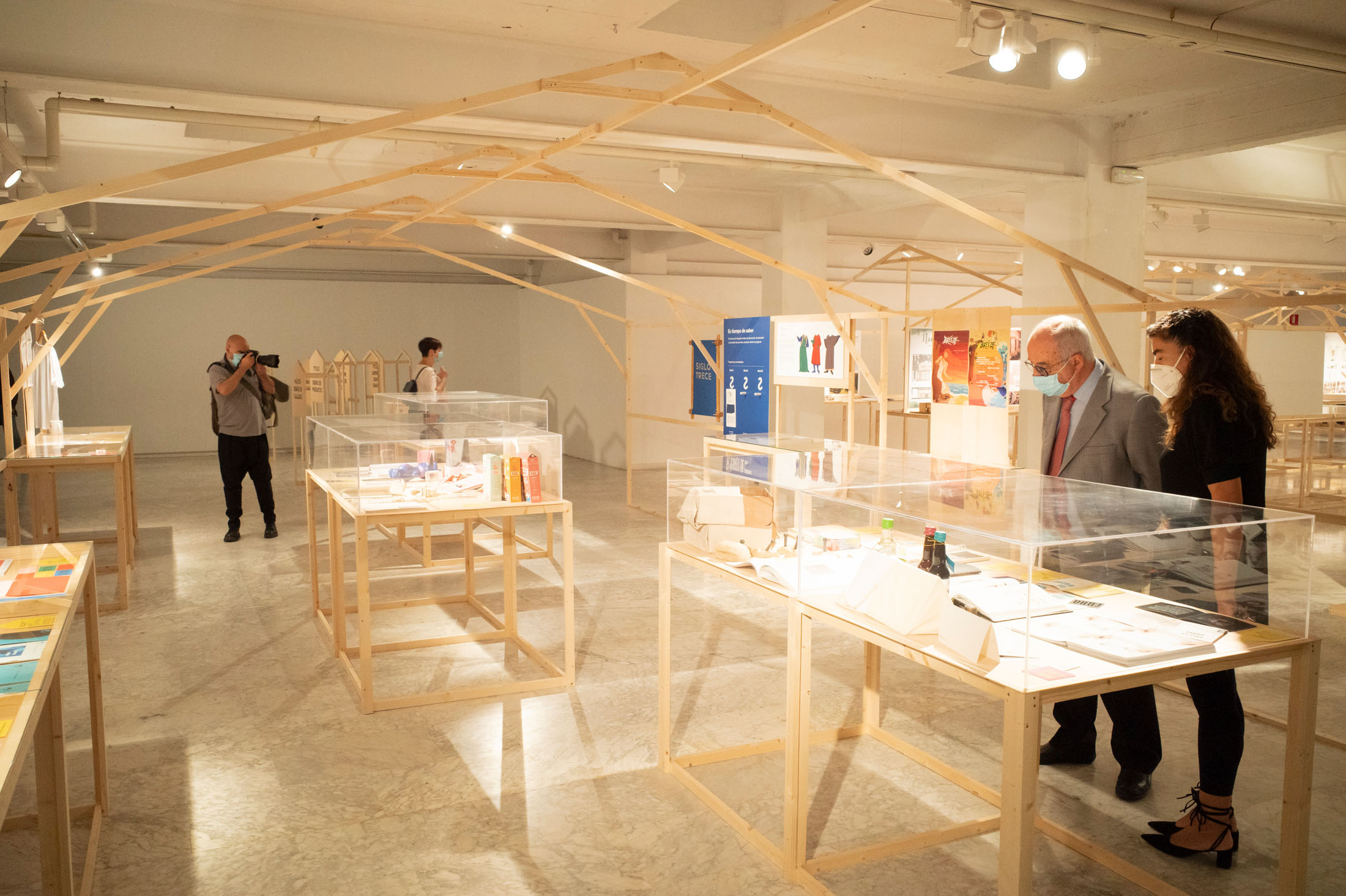 El Consejero de Educación y Cultura, Pedro Uruñuela, visita la Esdir