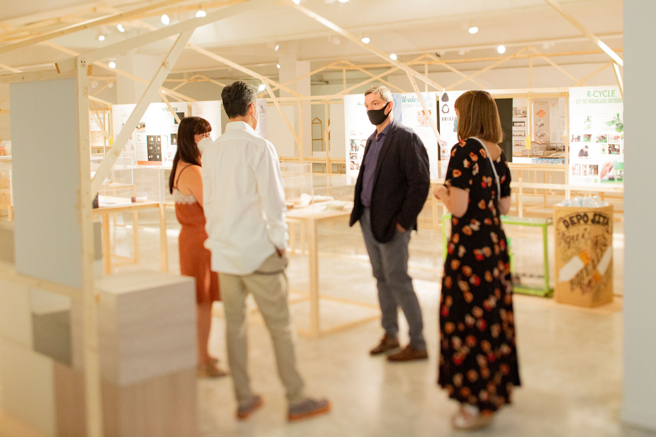 El Consejero de Educación y Cultura, Pedro Uruñuela, visita la Esdir