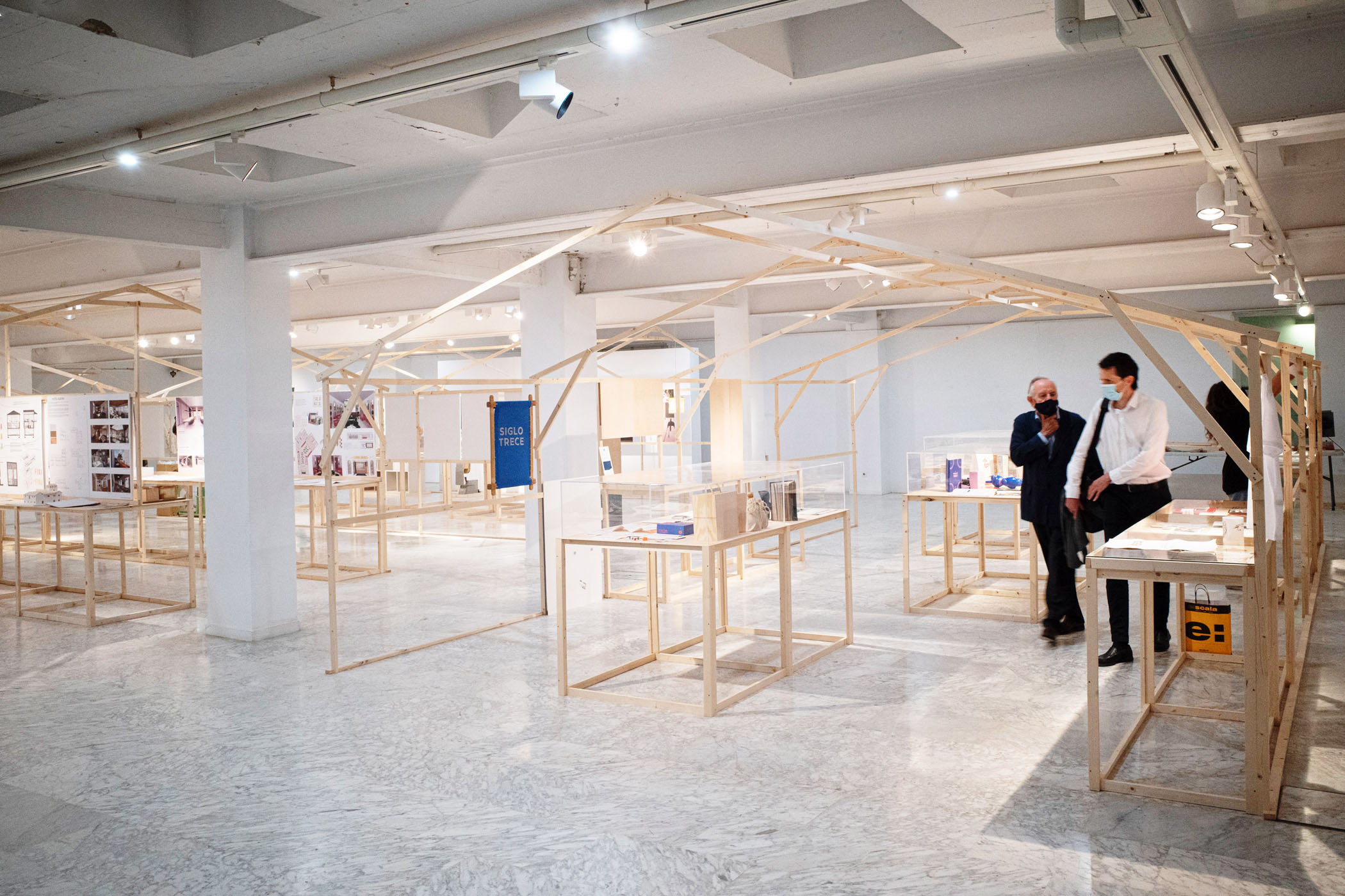 La Casa Amarilla. Exposición de los TFE y TFM 2019