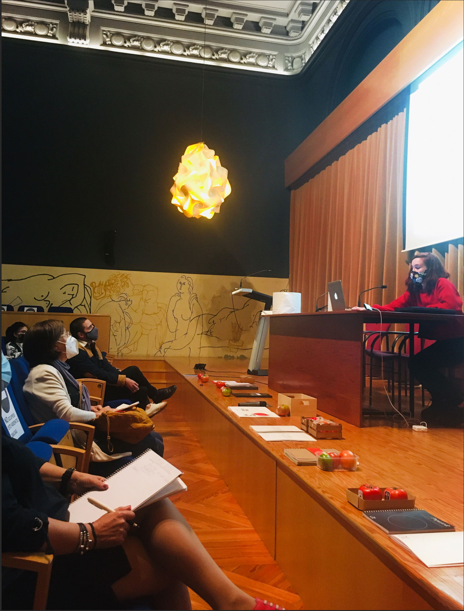 Los alumnos del Máster de Packaging presentan su primer proyecto