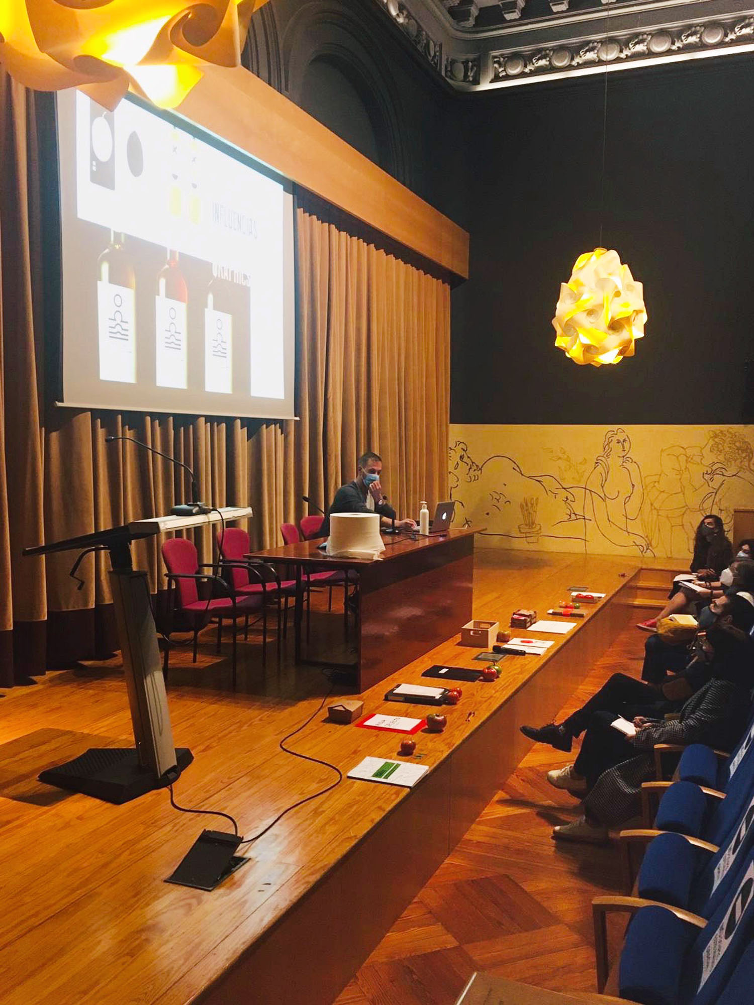 Los alumnos del Máster de Packaging presentan su primer proyecto