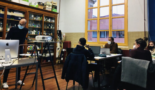 El diseñador gráfico Eduardo Más en el Máster de Packaging