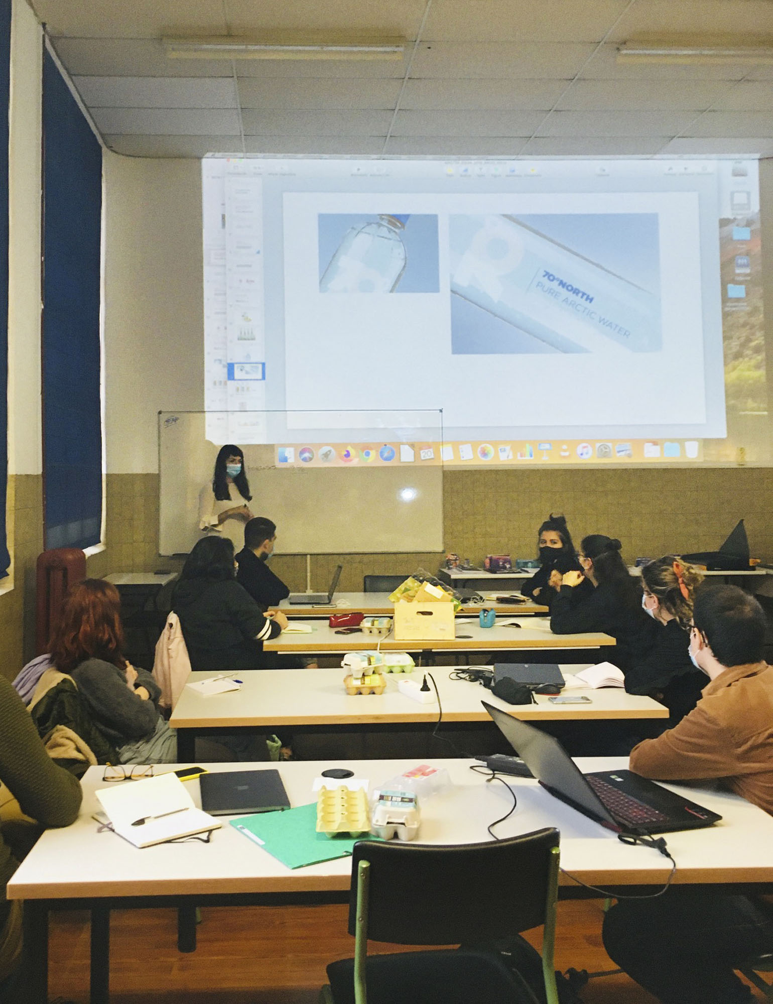 Clase de ortotipografía en el Máster de Packaging