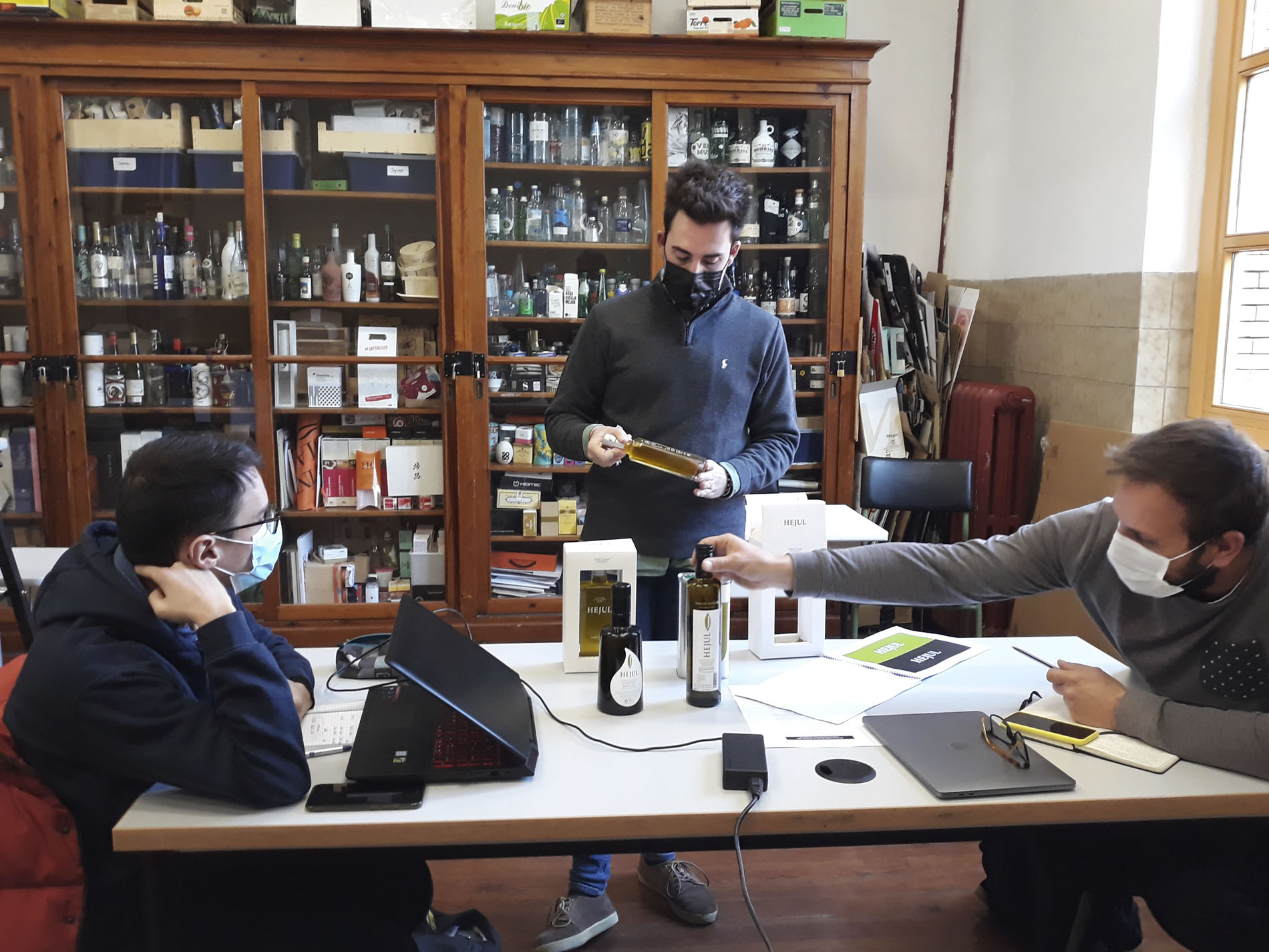 Aceites Hejul en el Máster de Packaging.