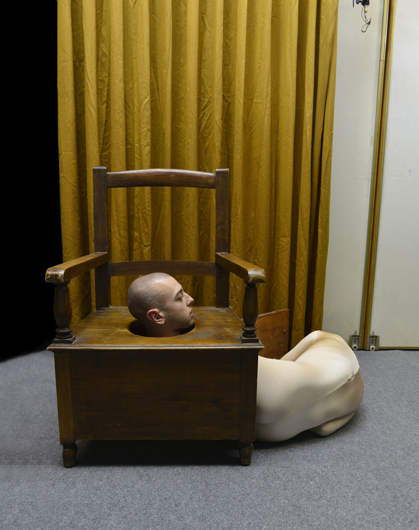 Exposición XXXVI Muestra de Arte Joven en La Rioja en la Sala Grande