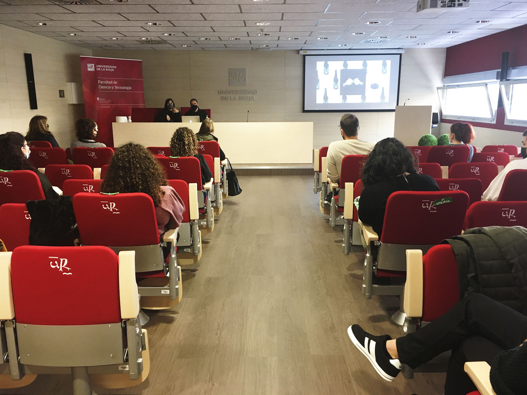 Conferencia de Hula y jornada colaborativa Enología UR con el Máster de Packaging