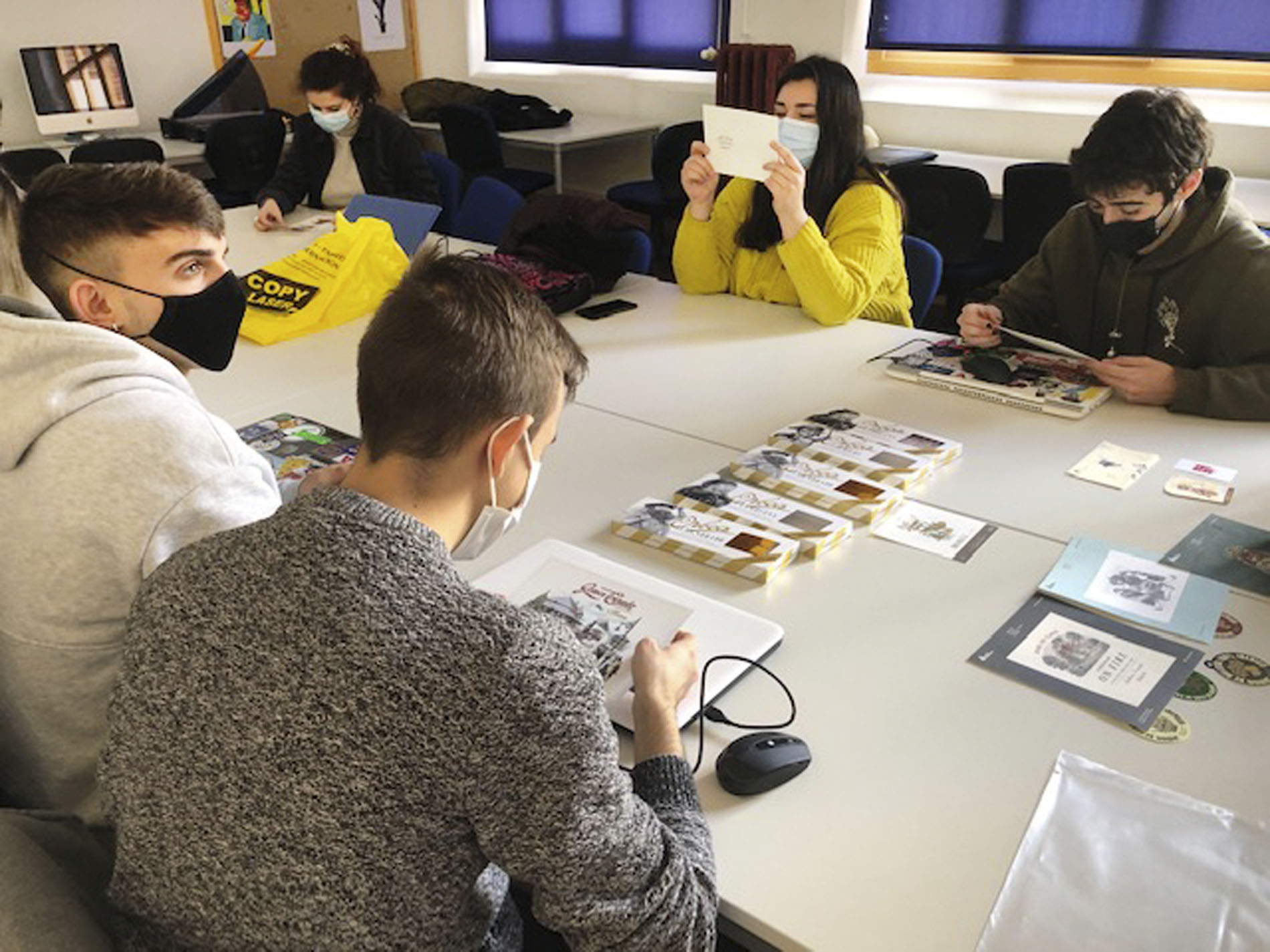 Chema Longobardo en ilustración editorial