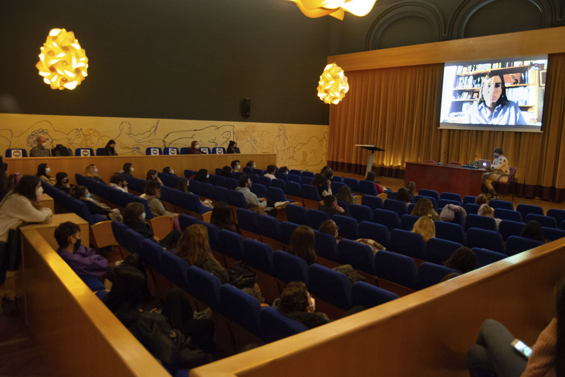 "Savia de Oro" en Diseño de Moda