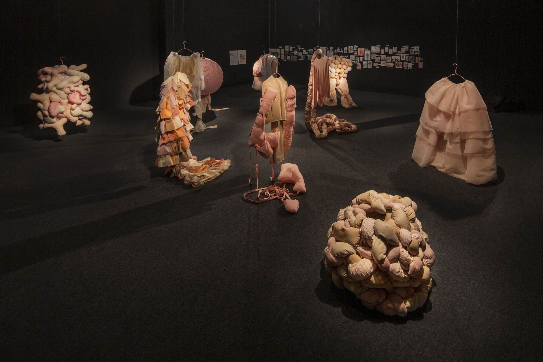 Exposición Vestuario y Escenografía para las Artes Escénicas