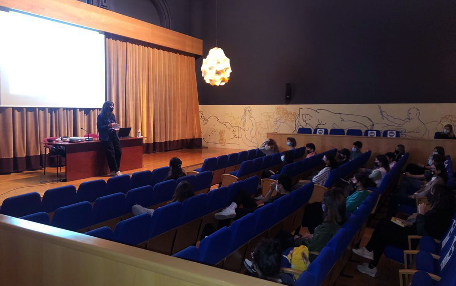 "El nuevo diseño de menaje" por Ana Roquero