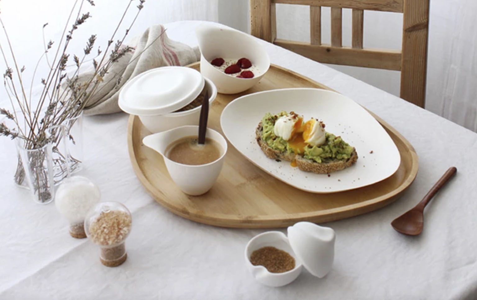 "El nuevo diseño de menaje" por Ana Roquero