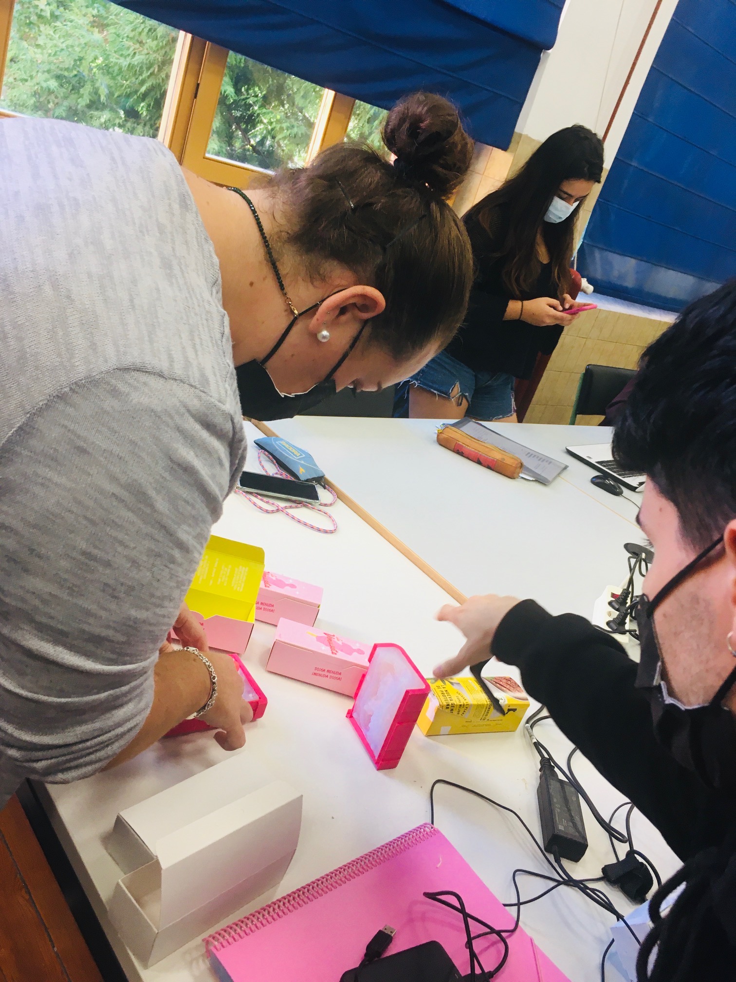 Las creadoras del helado La Venuseta visitan el Máster de Packaging.