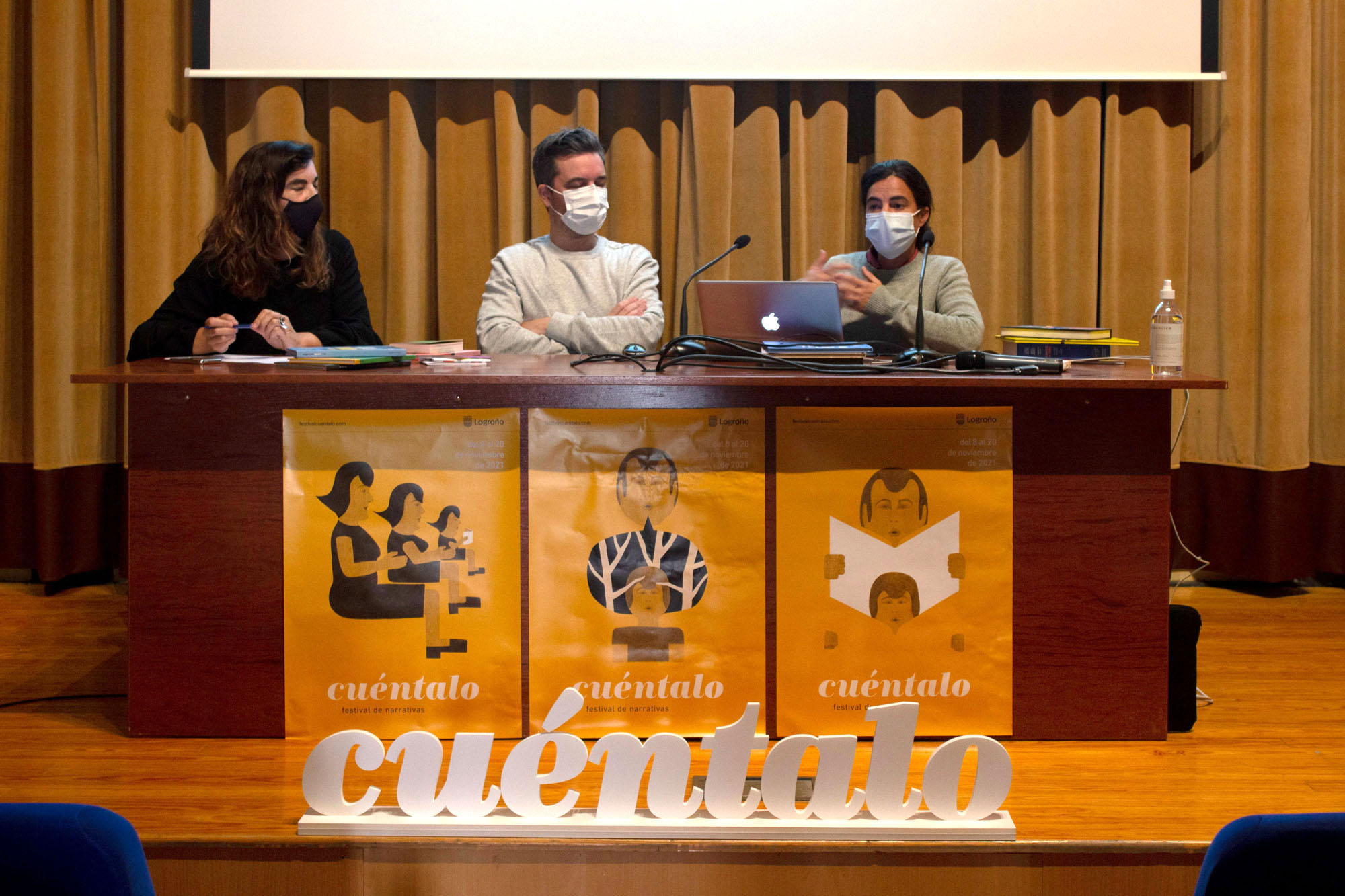 Cuéntalo. Madalena Matoso y Antonio Ladrillo en la Esdir.