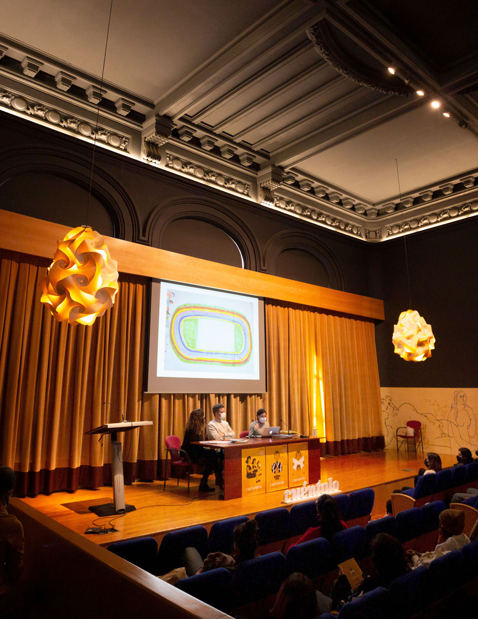 Cuéntalo. Madalena Matoso y Antonio Ladrillo en la Esdir.