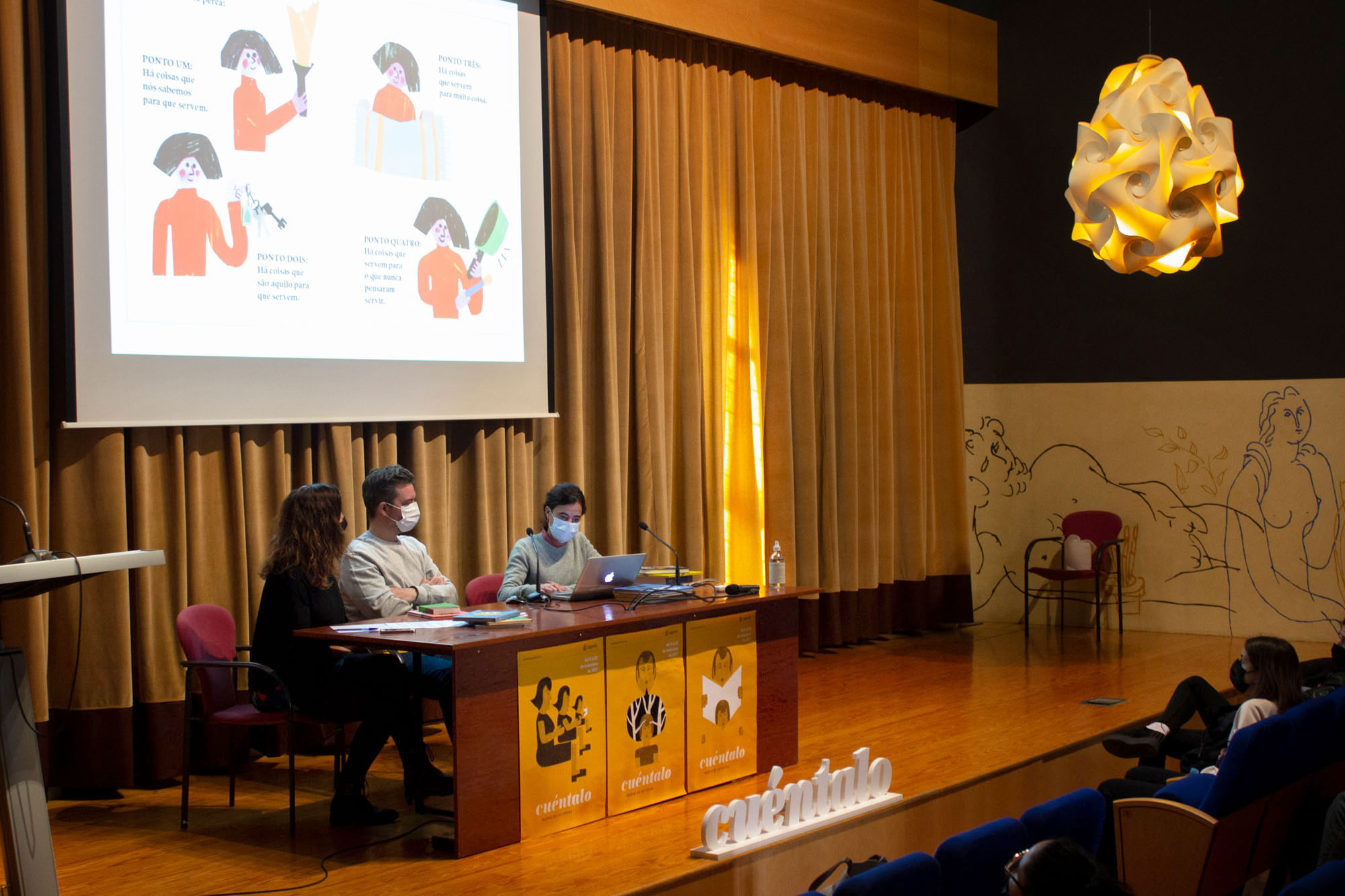 Cuéntalo. Madalena Matoso y Antonio Ladrillo en la Esdir.