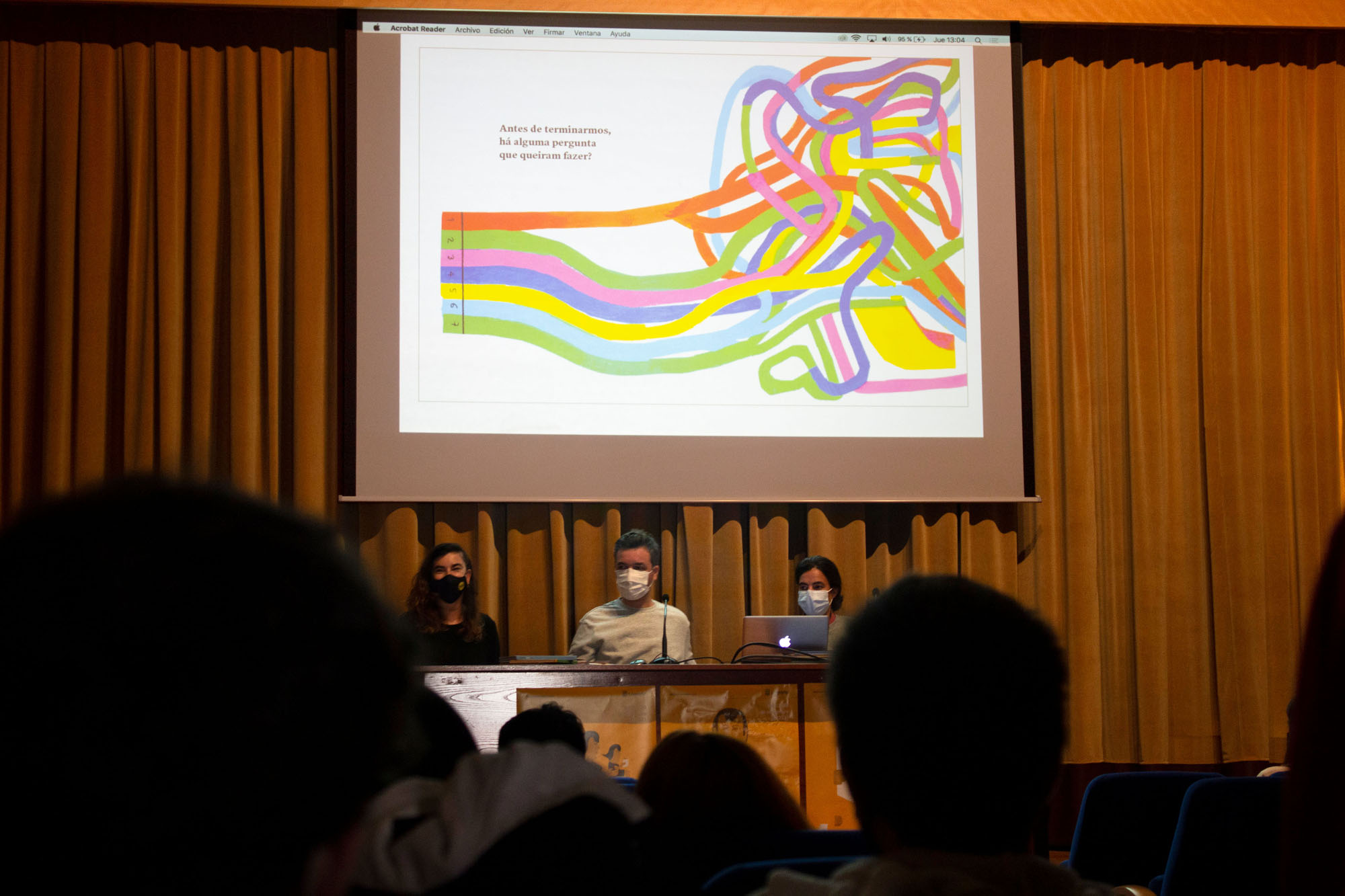 Cuéntalo. Madalena Matoso y Antonio Ladrillo en la Esdir.