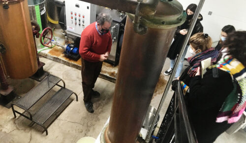 Visita a la destilería Virgen del Cisne