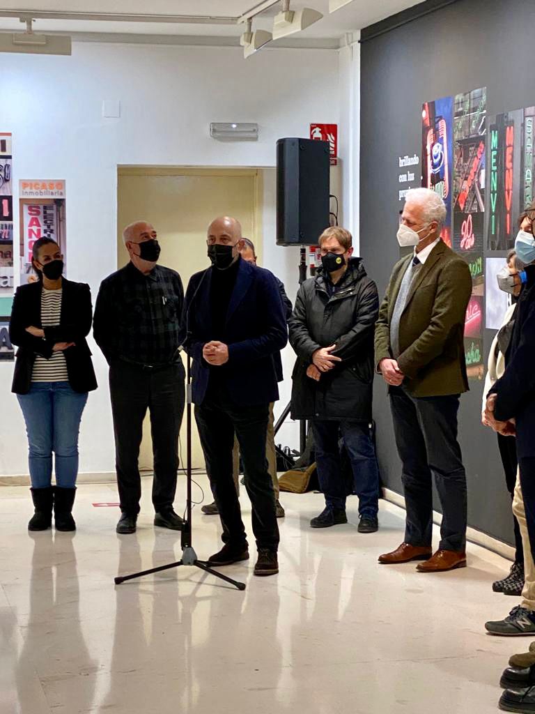 Exposición "Abierto por Ilusión" en la Esdir