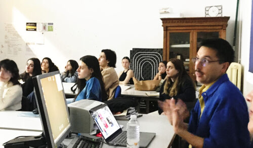 El diseñador Hugo Brucculeri en 4º de Interiores