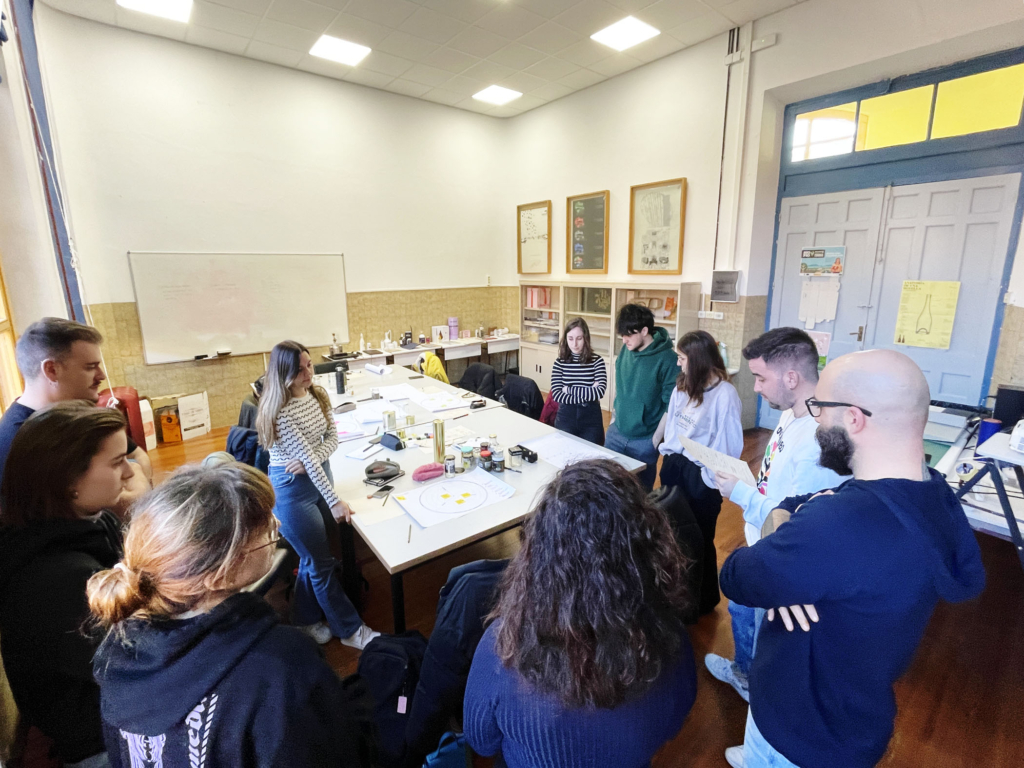 Taller con Angélica Barco en el Máster de Packaging