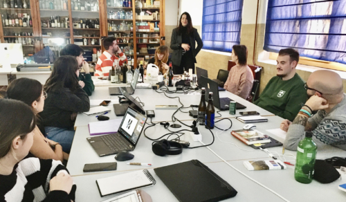 Clase magistral de Lalolagráfica en el Máster de Packaging