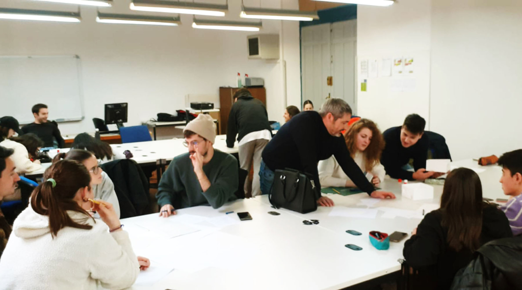 Fernando García en Diseño de Interiores III