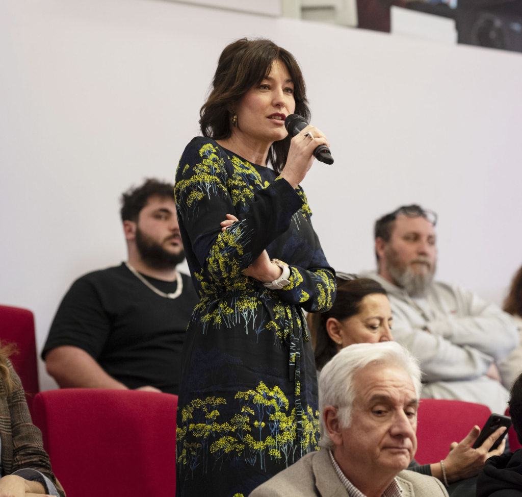 La Esdir en la presentación de Concéntrico 10