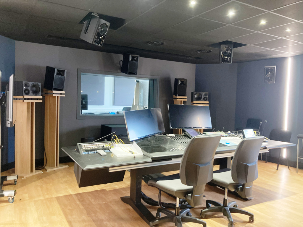 Visita de la Esdir a instituciones francesas y HelHa (Bélgica)