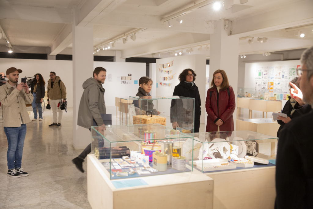 Exposición "Páginas en Construcción"