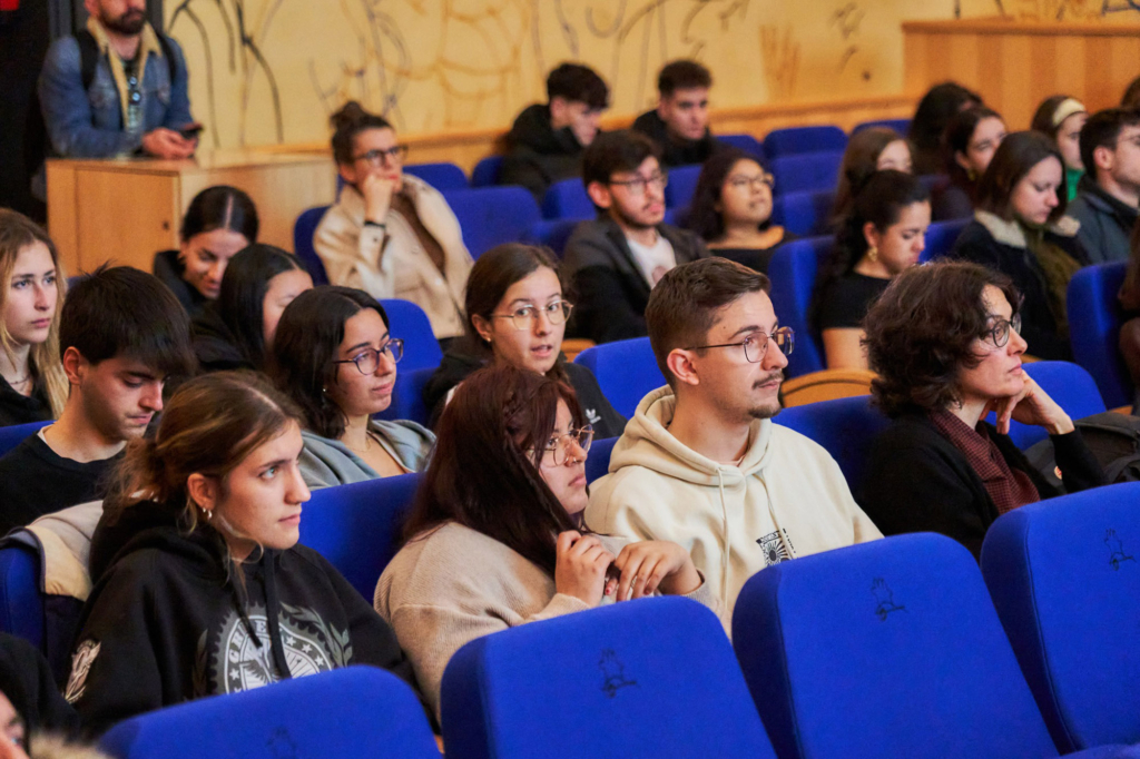 Rodrigo Sánchez en la Esdir