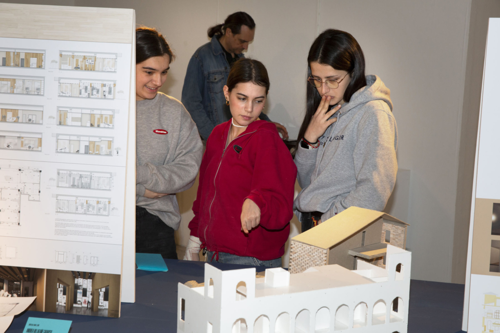 Inauguración de la exposición “DISEÑO SOMOS”