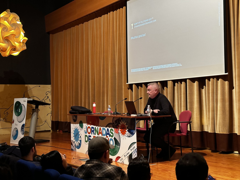 Ivan Bell de Stranger & Stranger en la Esdir