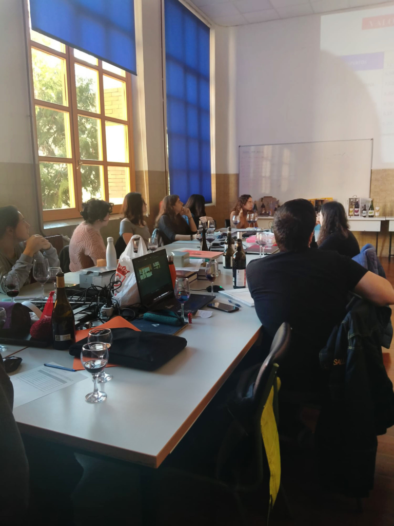 Clase de Agustín Ruíz Vega de la UR en el Máster de Packaging