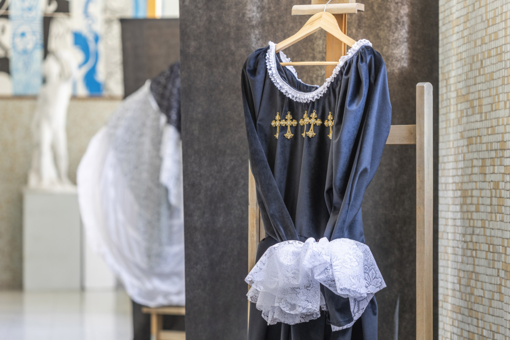 Pierrot Lunaire. Escenografía y Vestuario para las Artes Escénicas