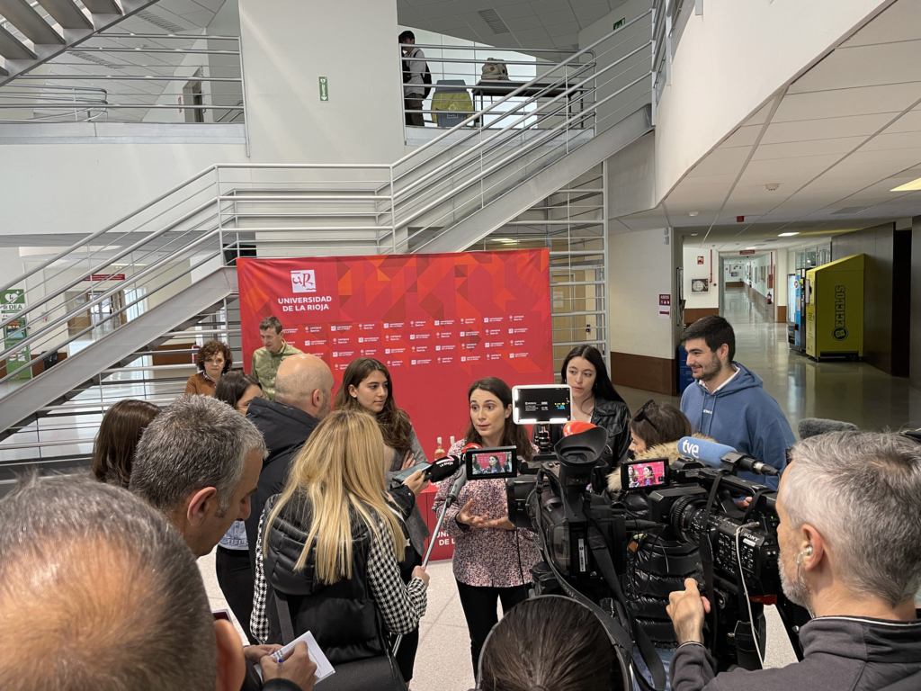 Packaging vitivinícola diseñado en el Máster Esdir para la UR