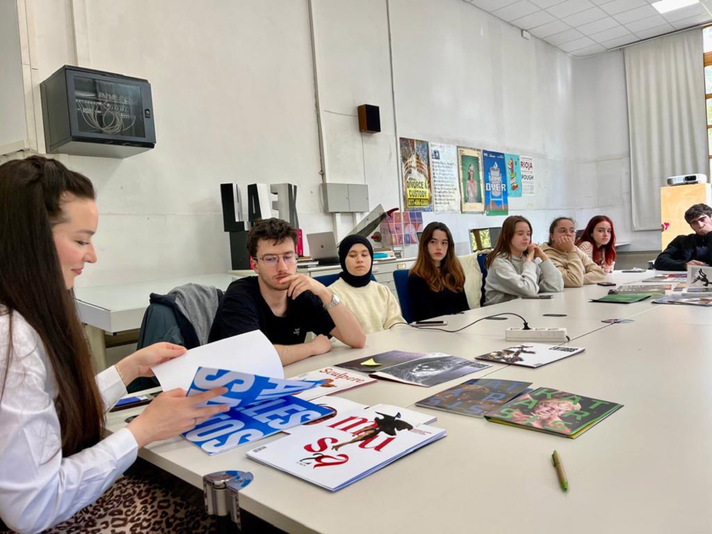 Visita de Ermina Ušanović (International University of Sarajevo)