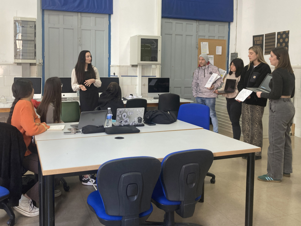 Visita de Ermina Ušanović (International University of Sarajevo)