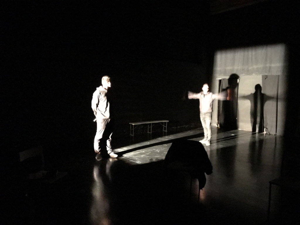 Taller de iluminación escenográfica con Jorge Tesone.