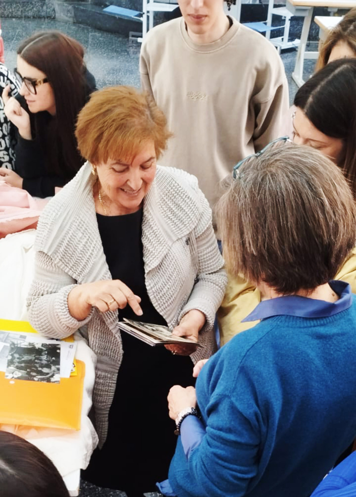 Milagros Bohoyo, modista en los talleres Balenciaga, visitó la Esdir