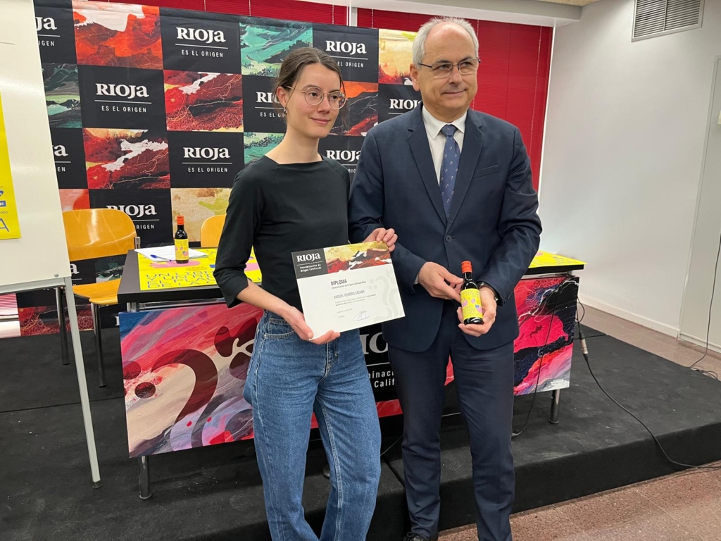 Cartel para el Día del Libro 2024